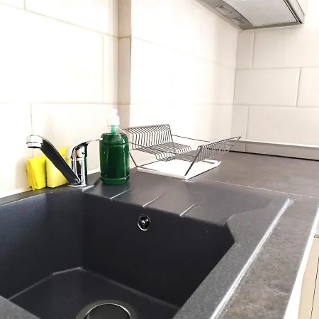 Central Apartments *